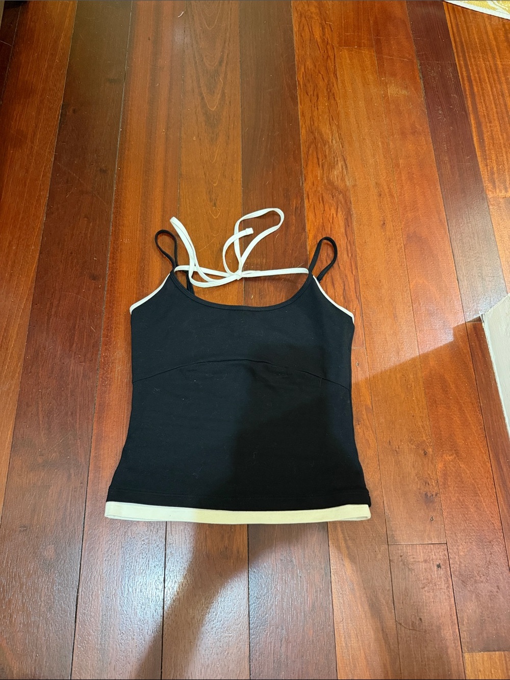 Aritzia TNA Smooth Juke Halter Top